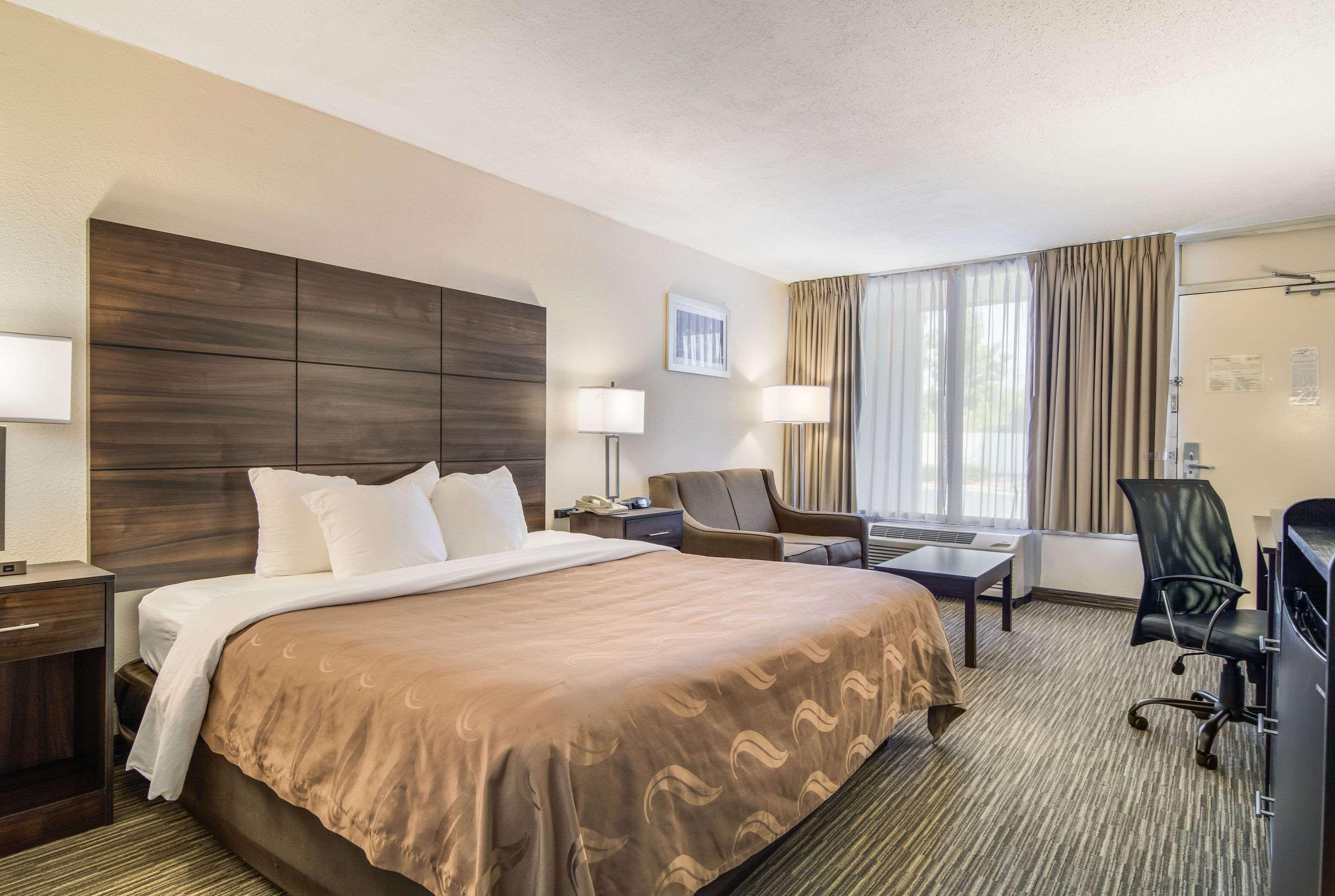 Quality Inn Suwanee I-85 Ngoại thất bức ảnh