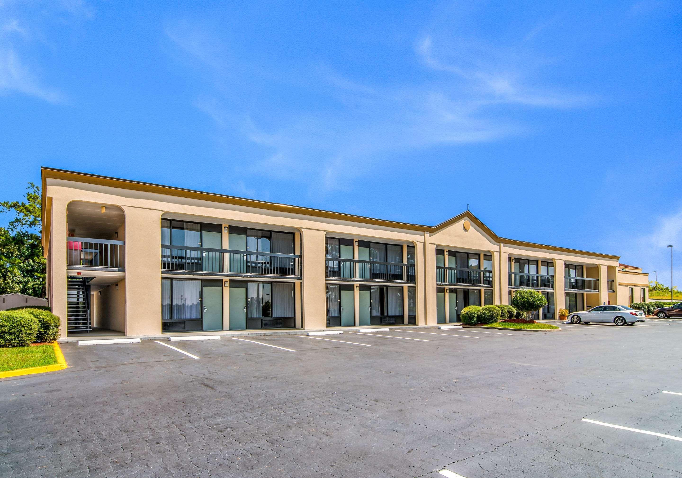 Quality Inn Suwanee I-85 Ngoại thất bức ảnh