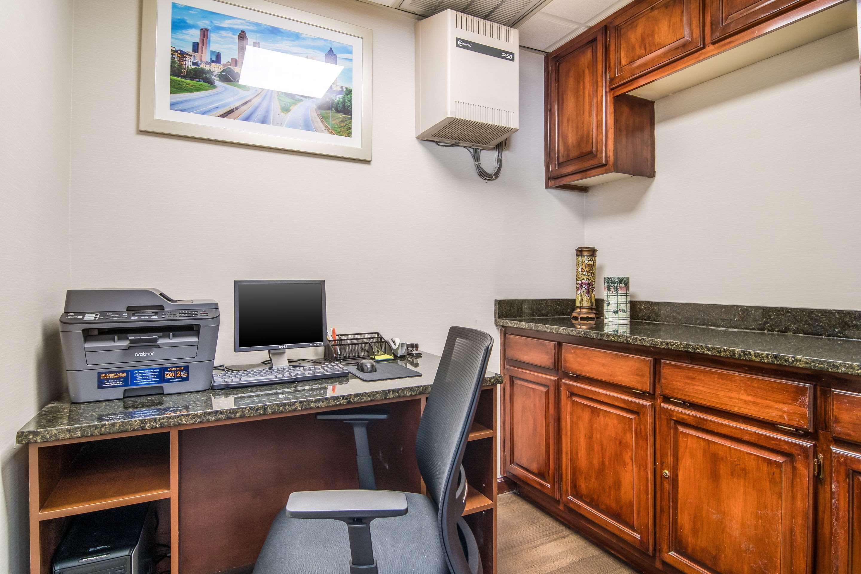 Quality Inn Suwanee I-85 Ngoại thất bức ảnh