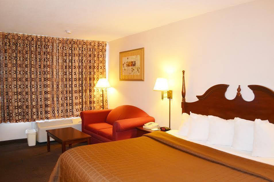 Quality Inn Suwanee I-85 Ngoại thất bức ảnh