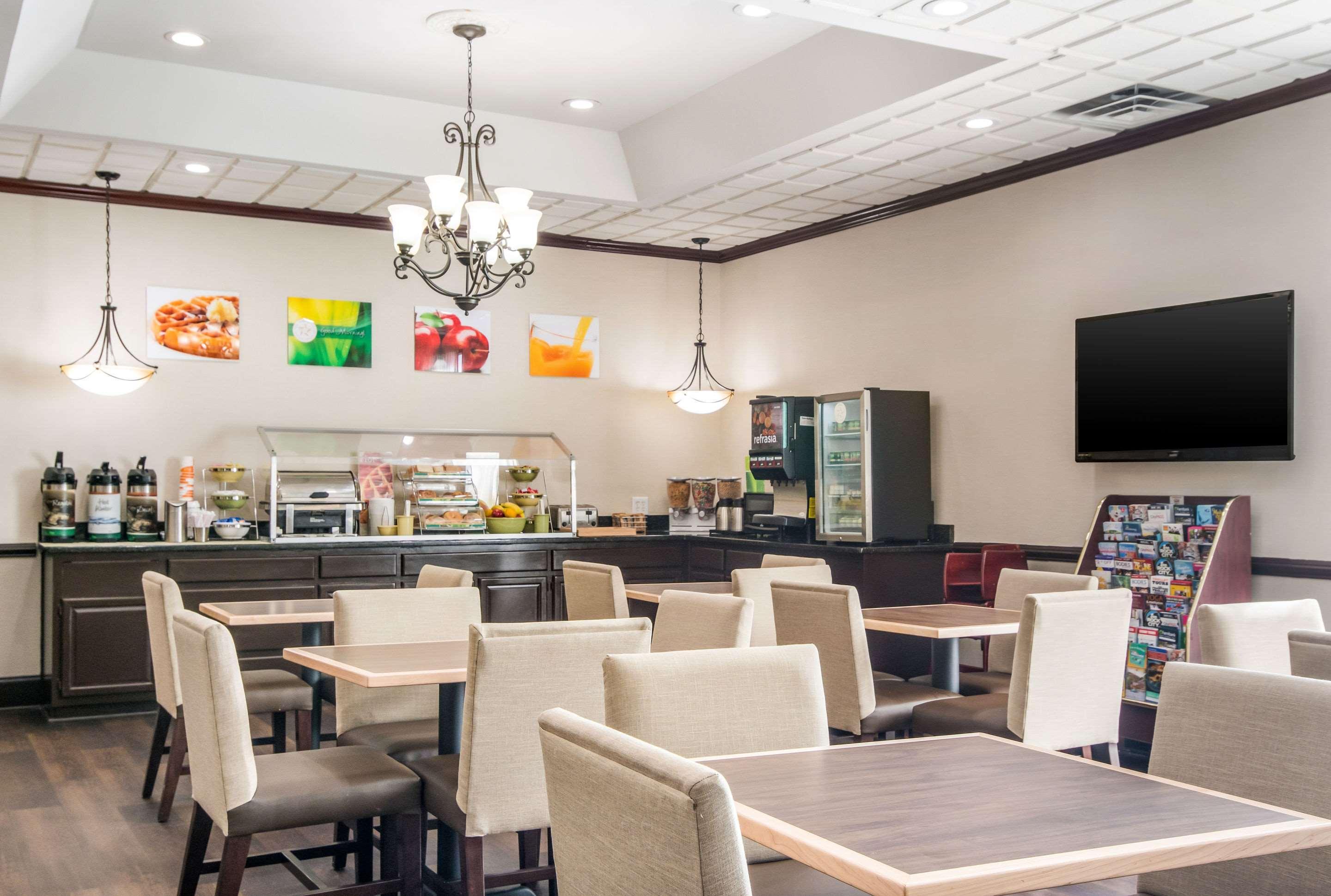 Quality Inn Suwanee I-85 Ngoại thất bức ảnh