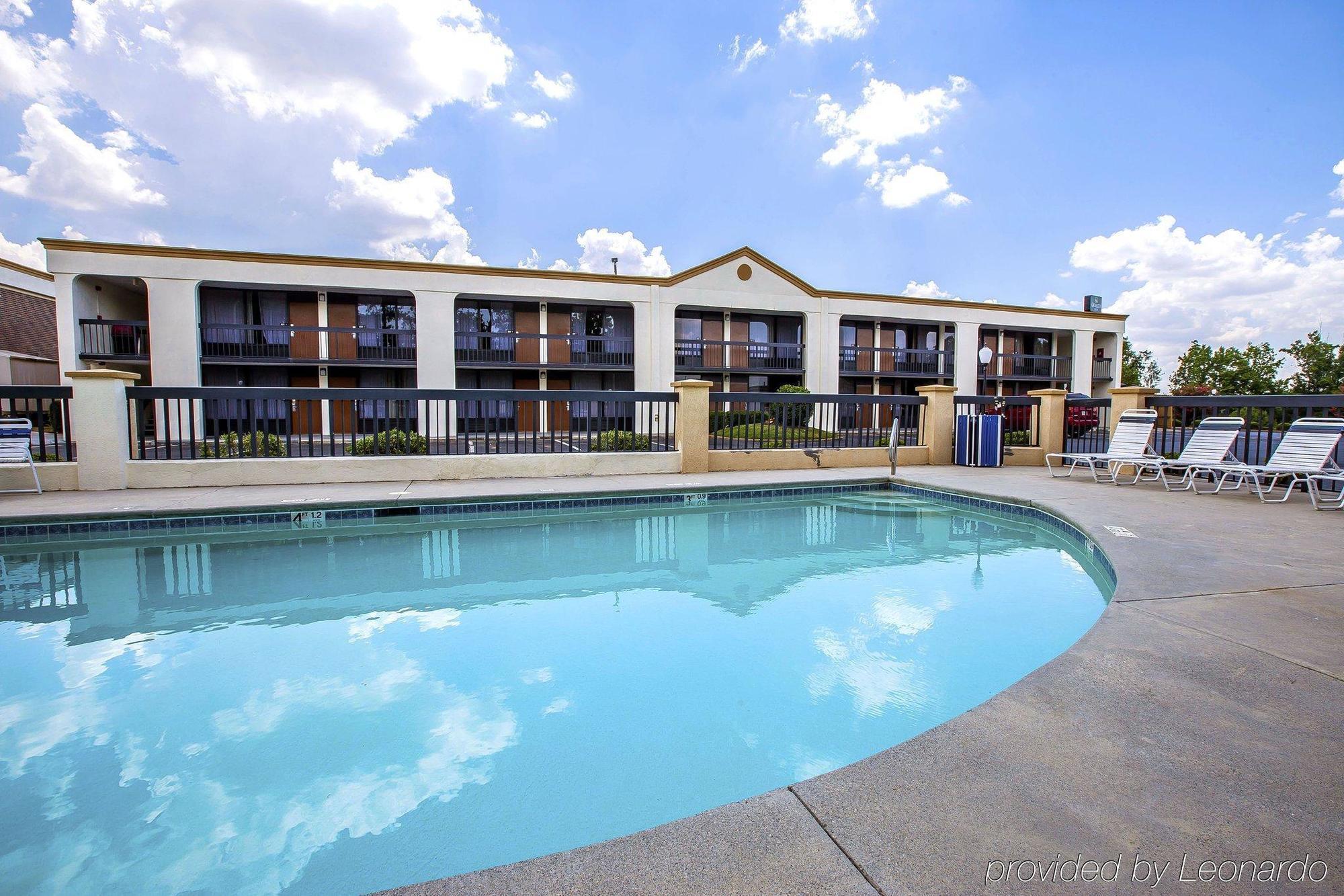 Quality Inn Suwanee I-85 Ngoại thất bức ảnh