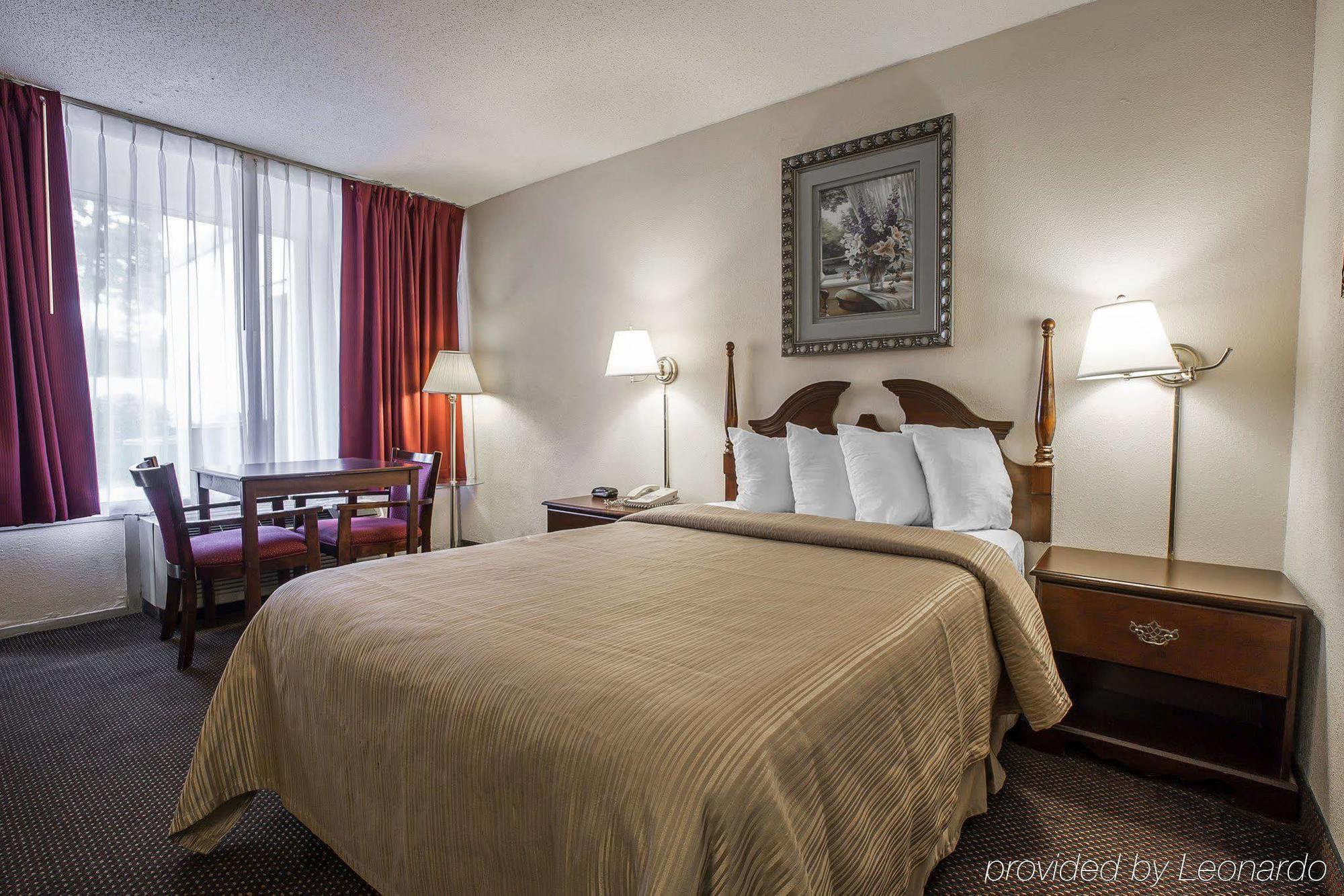 Quality Inn Suwanee I-85 Ngoại thất bức ảnh
