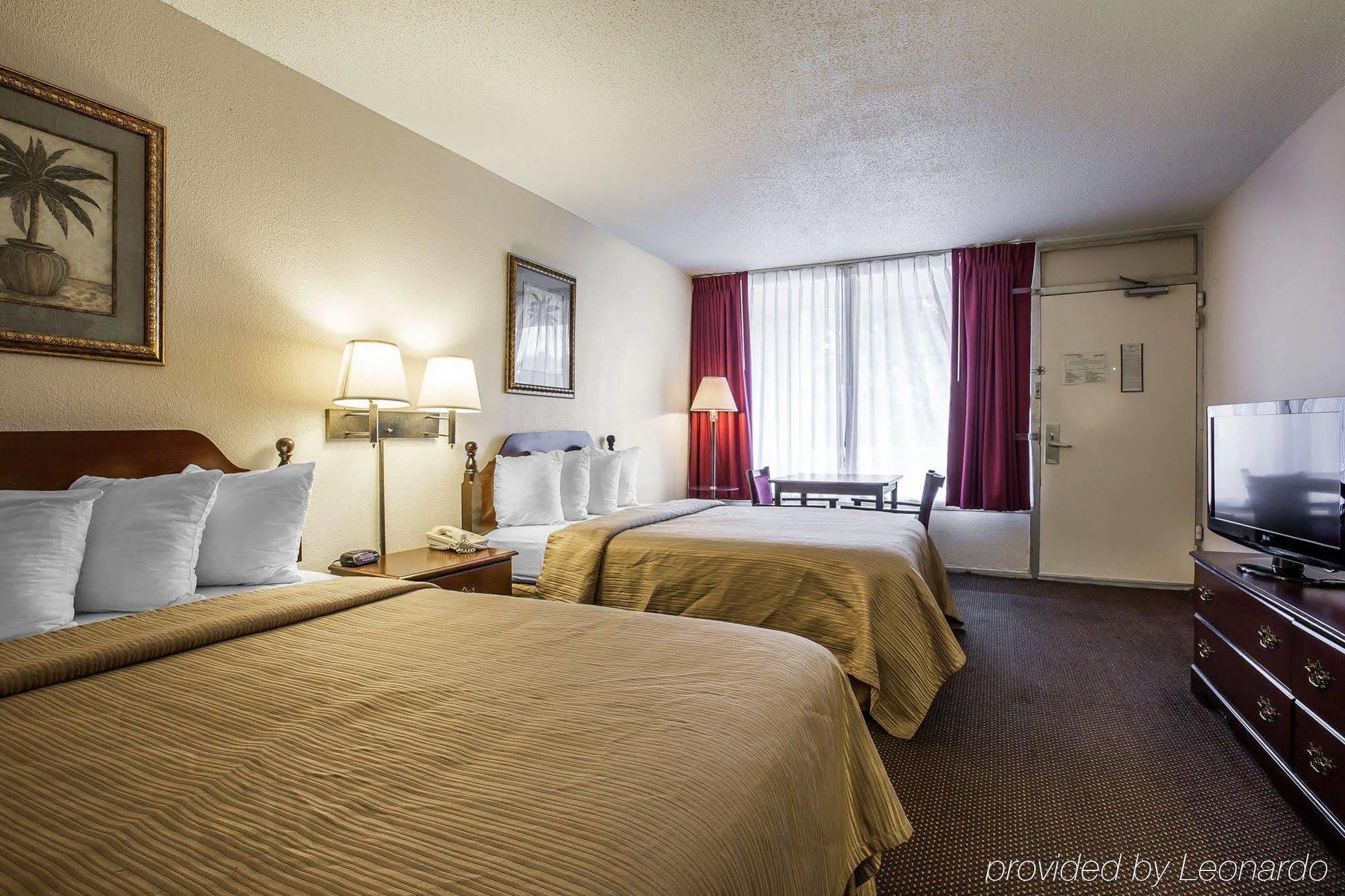 Quality Inn Suwanee I-85 Ngoại thất bức ảnh